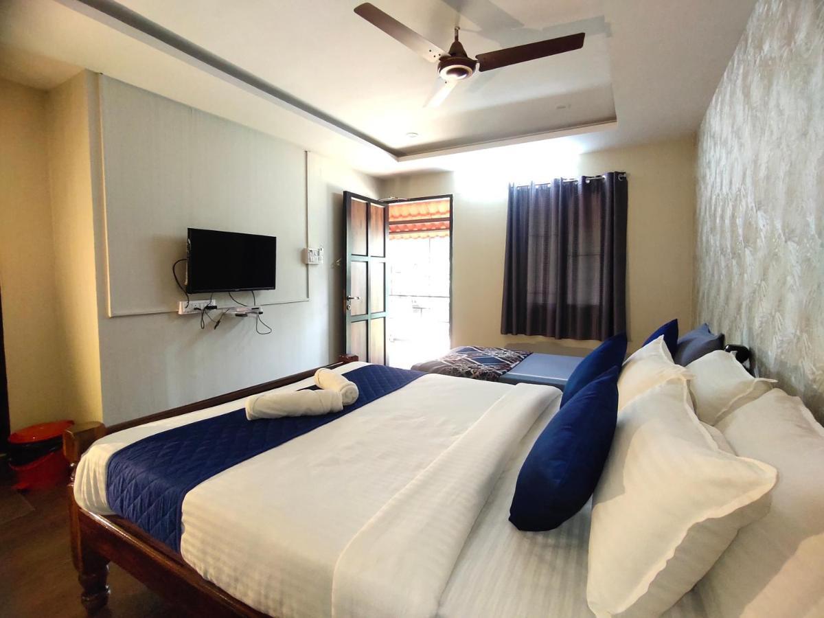 Pv Cottages - Serenity Beach Puducherry Exterior foto