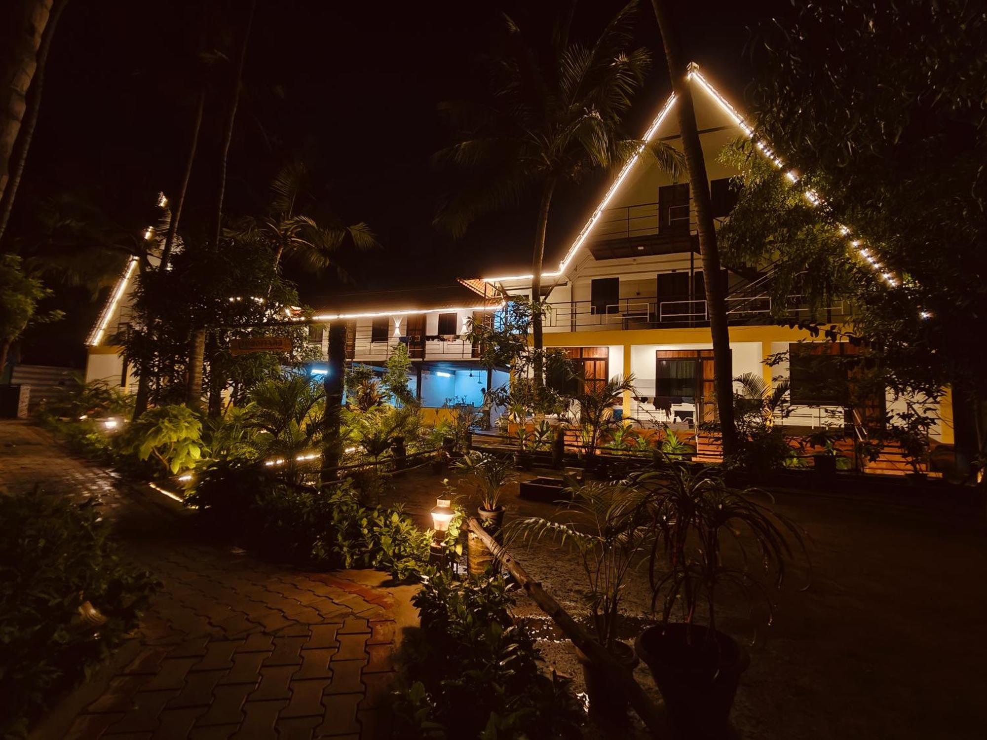 Pv Cottages - Serenity Beach Puducherry Exterior foto