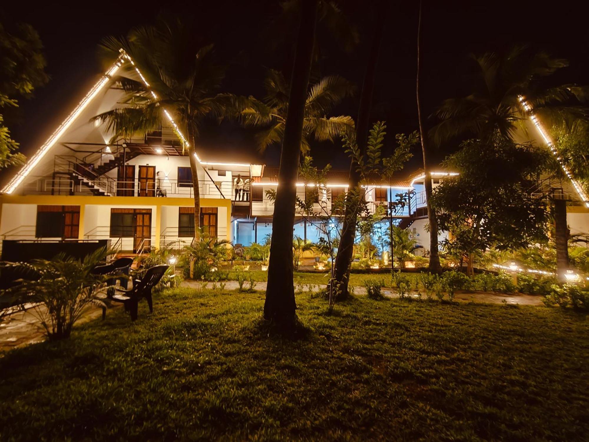 Pv Cottages - Serenity Beach Puducherry Exterior foto