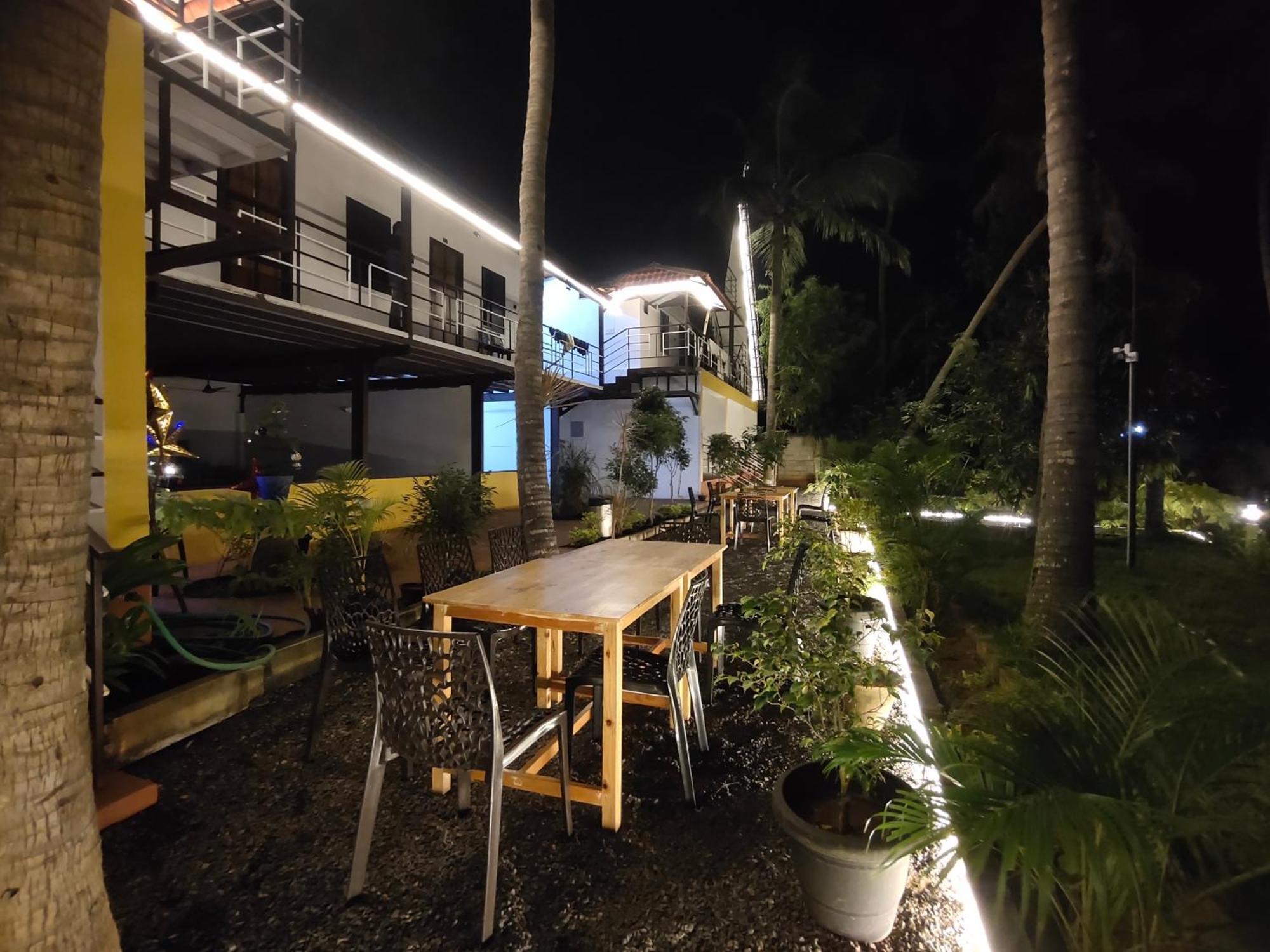 Pv Cottages - Serenity Beach Puducherry Exterior foto